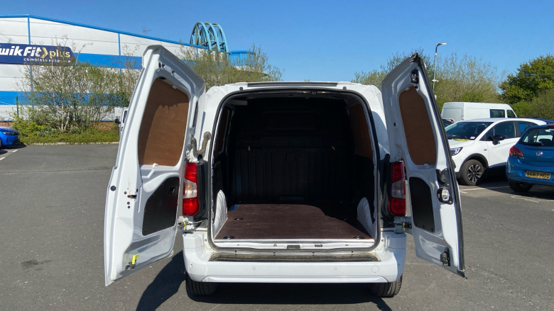 Vauxhall Combo Cargo Combo L1 Diesel 2300 1.5 Turbo D 100ps H1 Pro Van